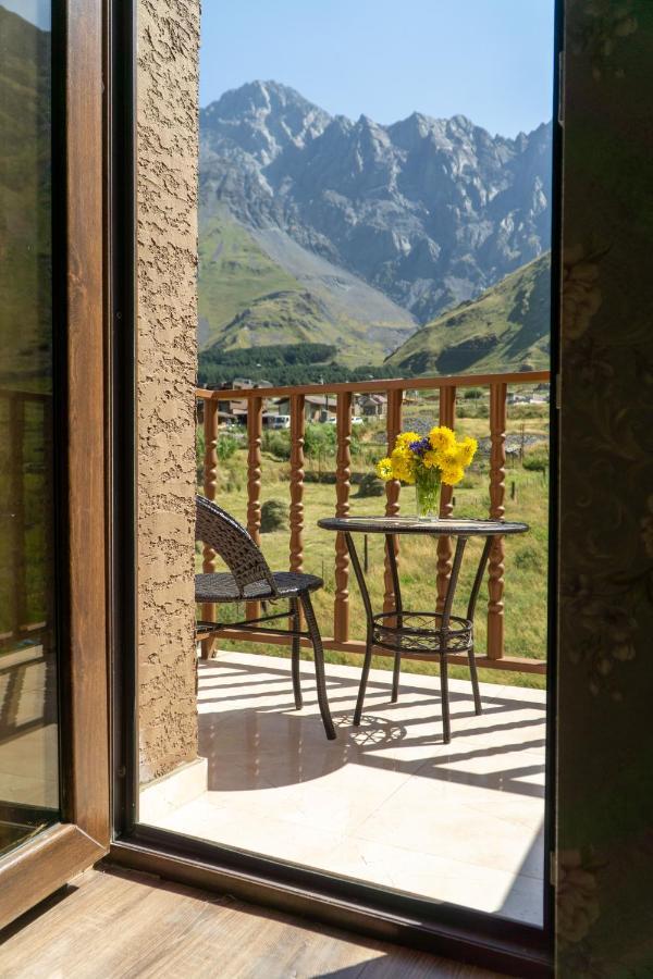 Hotel Diamond Kazbegi Eksteriør bilde