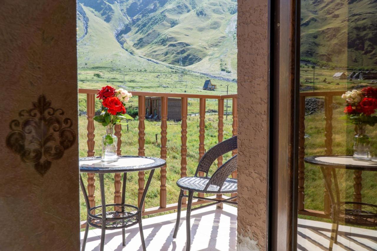Hotel Diamond Kazbegi Eksteriør bilde